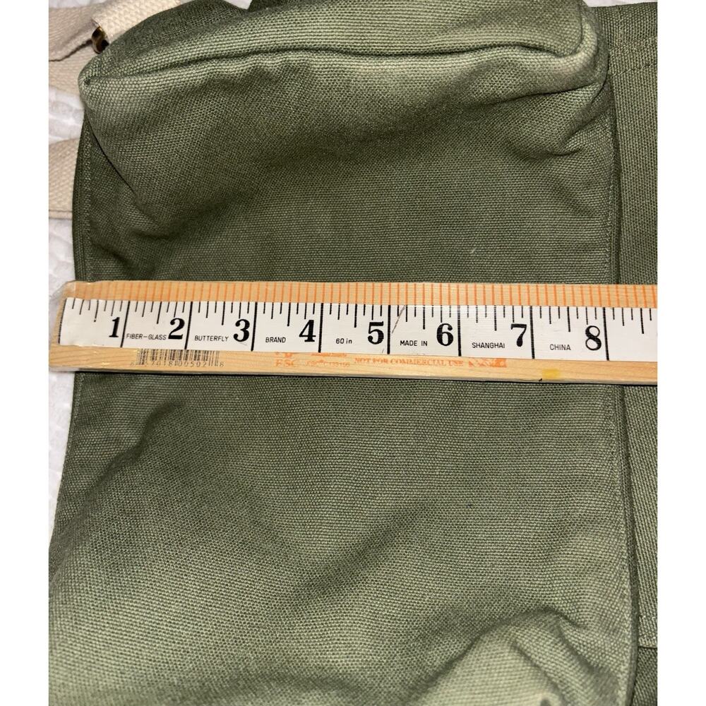 Hindbag Unisex Eliot olive green canvas Backpack bag with charm - Picture 13 of 13